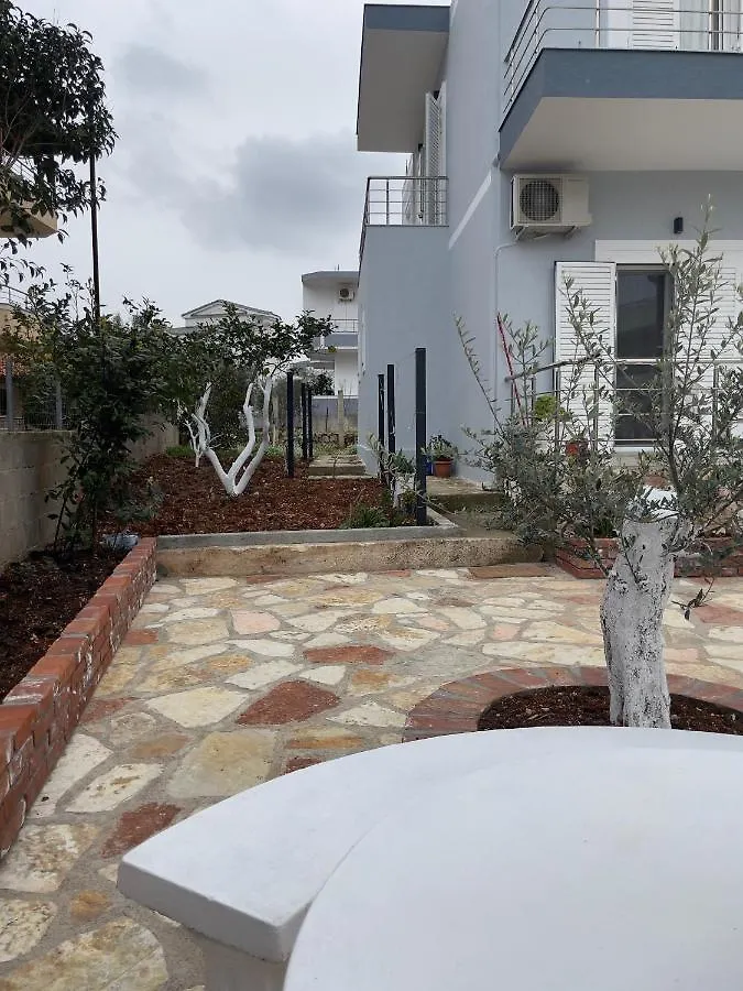 Xhonis Apartments Ksamil Albania