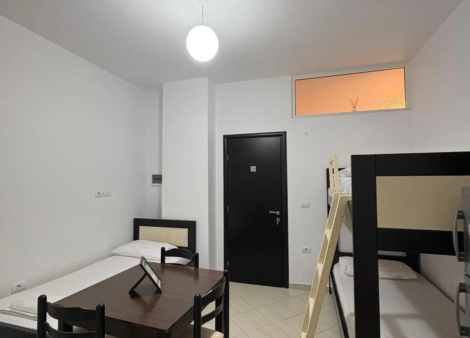 Xhonis Apartments Ksamil Arnavutluk
